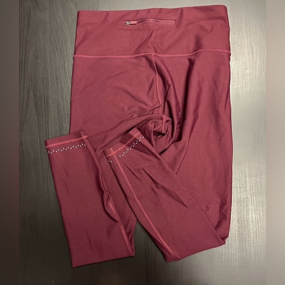 Lululemon Zoned In Tight *27" - Sz 12 - Picture 2 of 5